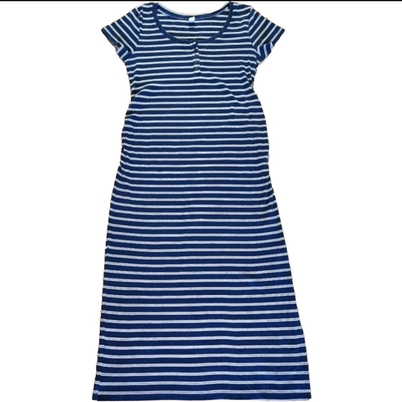 Old Navy Dresses & Skirts - Old Navy Maternity maxi dress Size L navy and white striped
